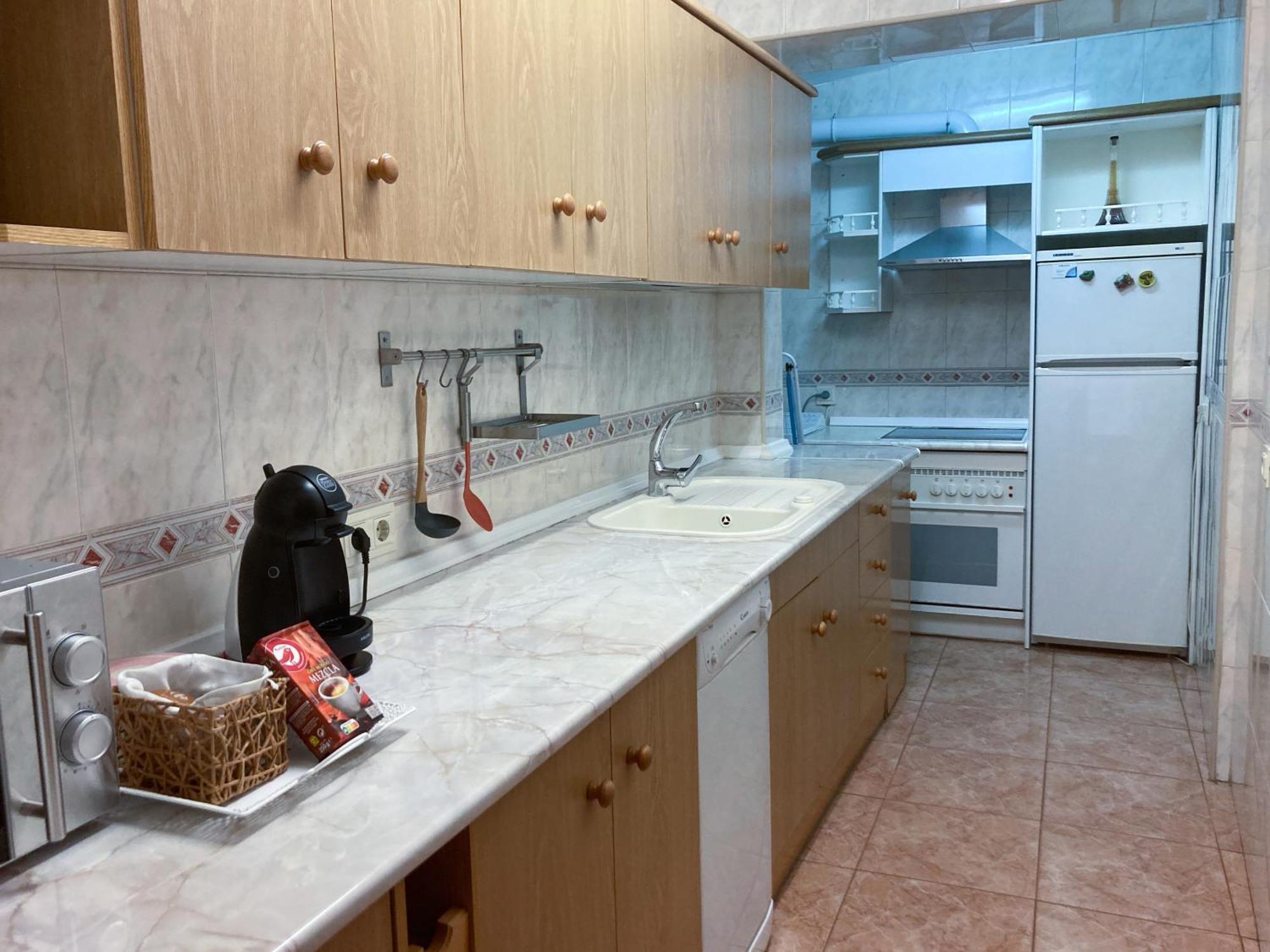Luninoso Y Practico Apartamento En El Centro Con Amplio Parking Incluido Granada Bagian luar foto